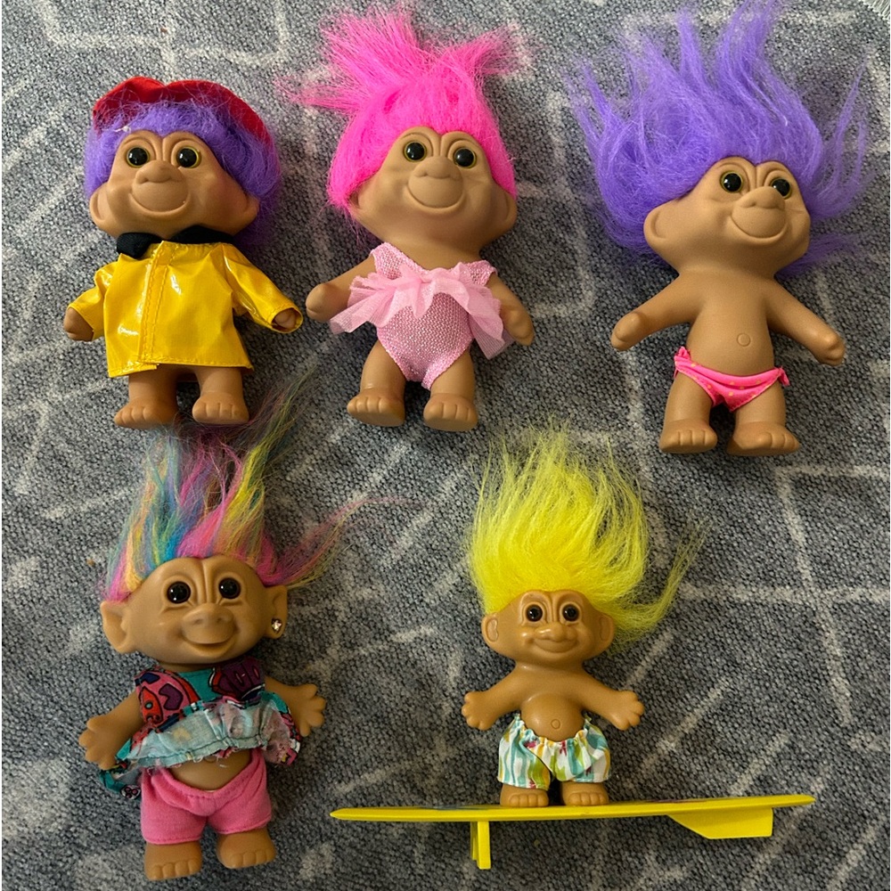 Troll Doll Lot-Includes 5 dolls pictured